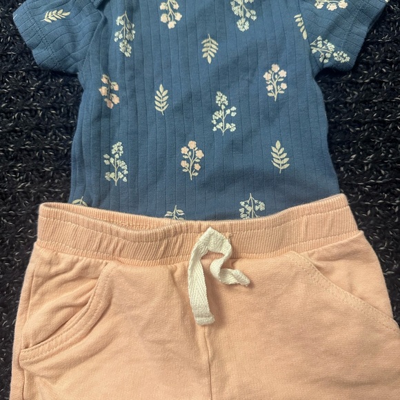 Baby Girl 3–6M Clothing Bundle | Baby GAP & Gerber | 8 Pieces - Picture 3 of 5